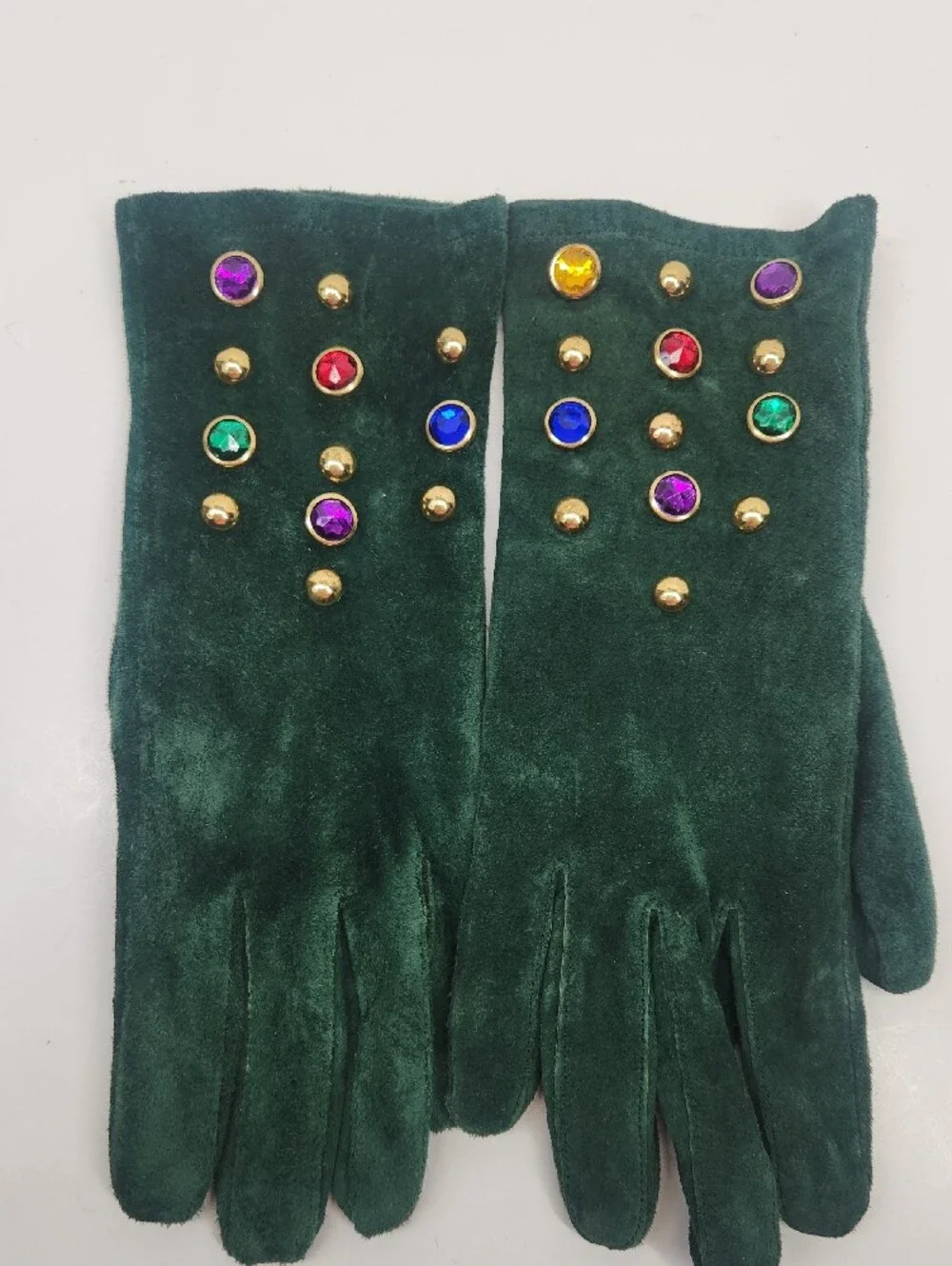 CAROLINA AMATO Green Suede Gloves with Multicolor Jewel Studs 90S